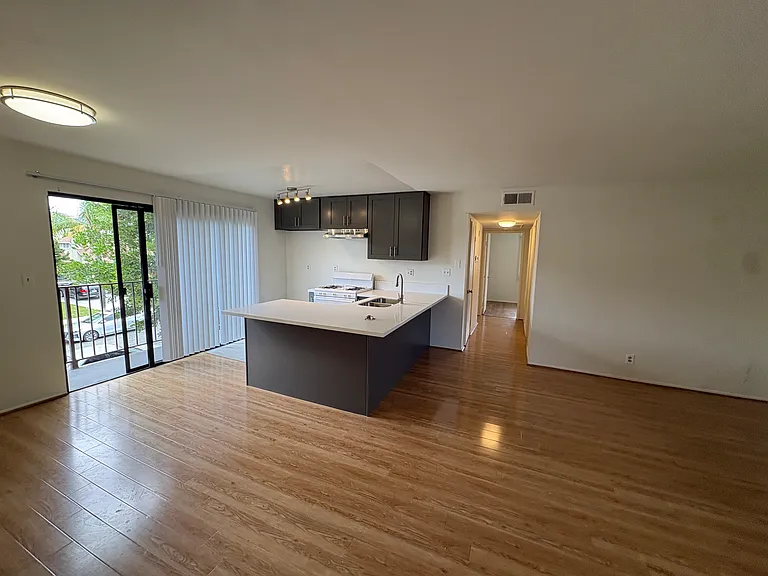 1050 Raymond Ave #210 — Photo 1