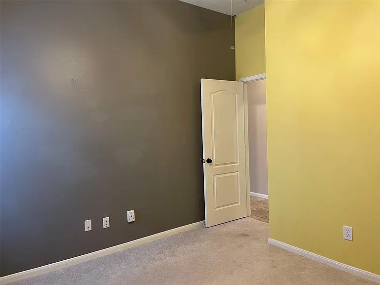 608 Biscayne Bend Ln — Photo 14