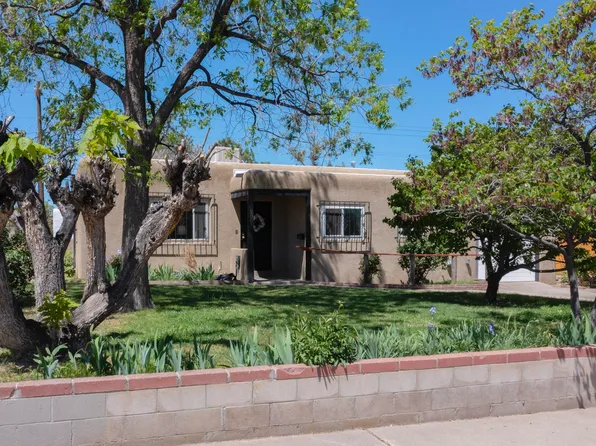 2005 Madeira Dr NE, Albuquerque, NM 87110
