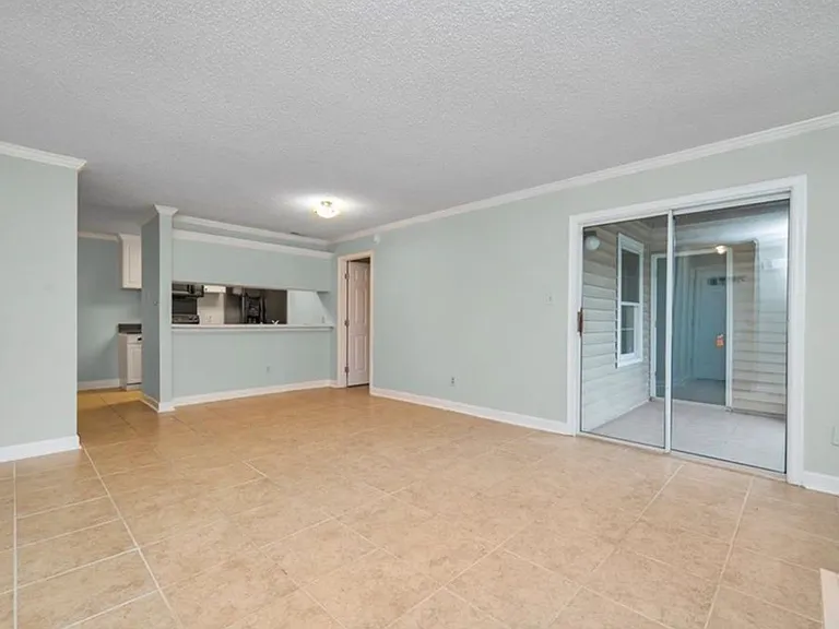 4240 Thalia Station Cir #103 — Photo 4