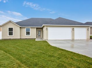 7202 Heathers Way, Yakima, WA 98903