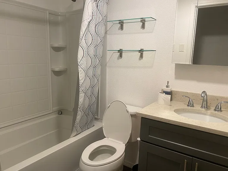 850-852 E Sesame St — Photo 6