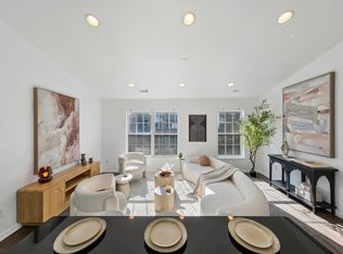3 Soho Dr #108, Jersey City, NJ 07305