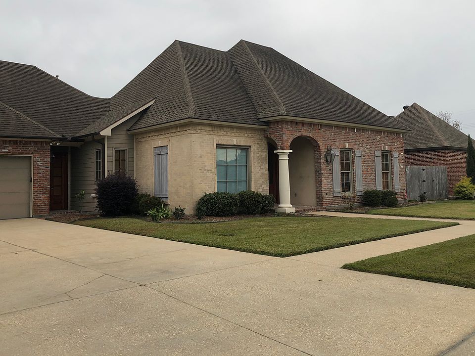 1st image of 212 Brahmwell Ct