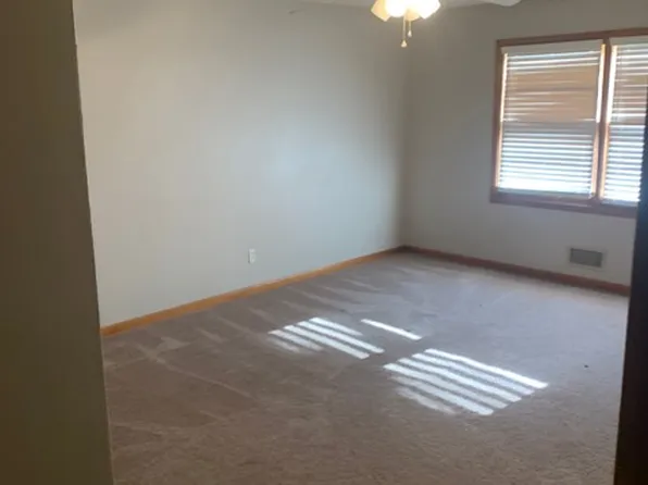 612 Belmont Dr APT A, Jefferson City, MO 65109
