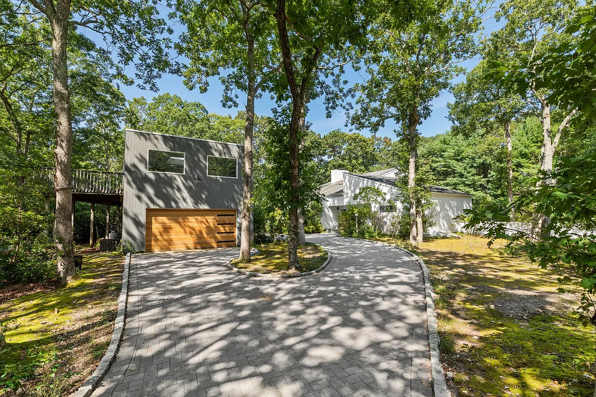 Building Photo - 2 Skyes Neck Ct