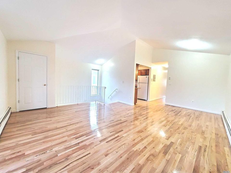 1st image of 9303 91st Ave Floor 2
