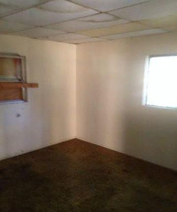 3rd image of 906 N Davis Ave
