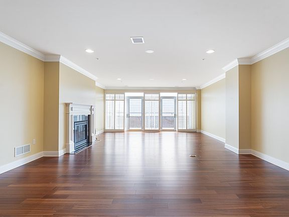 5th image of 18 Division St APT 505