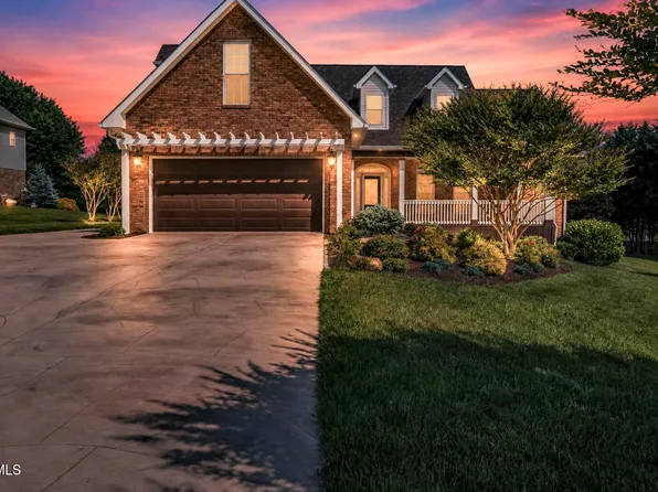 406 Grovemont Pl, Piney Flats, TN 37686