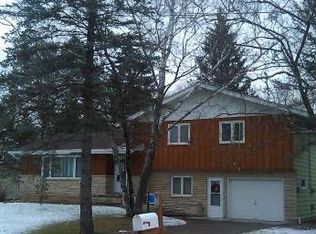 27 Welle Dr, Oshkosh, WI 54902