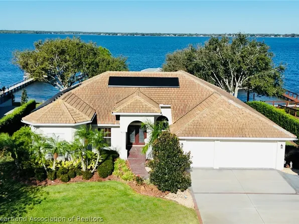 560 Sunset Pointe Dr, Lake Placid, FL 33852