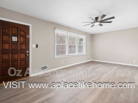 4th image of 6535 Melrose Ln