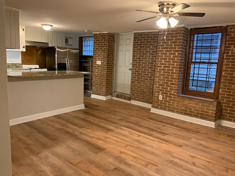 355 5th St NE #5 — Photo 6