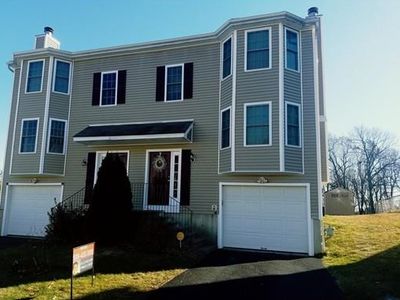 90 Ledgecrest Dr, Worcester, MA, 01603