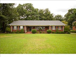 1st image of 3770 Poplar Ave