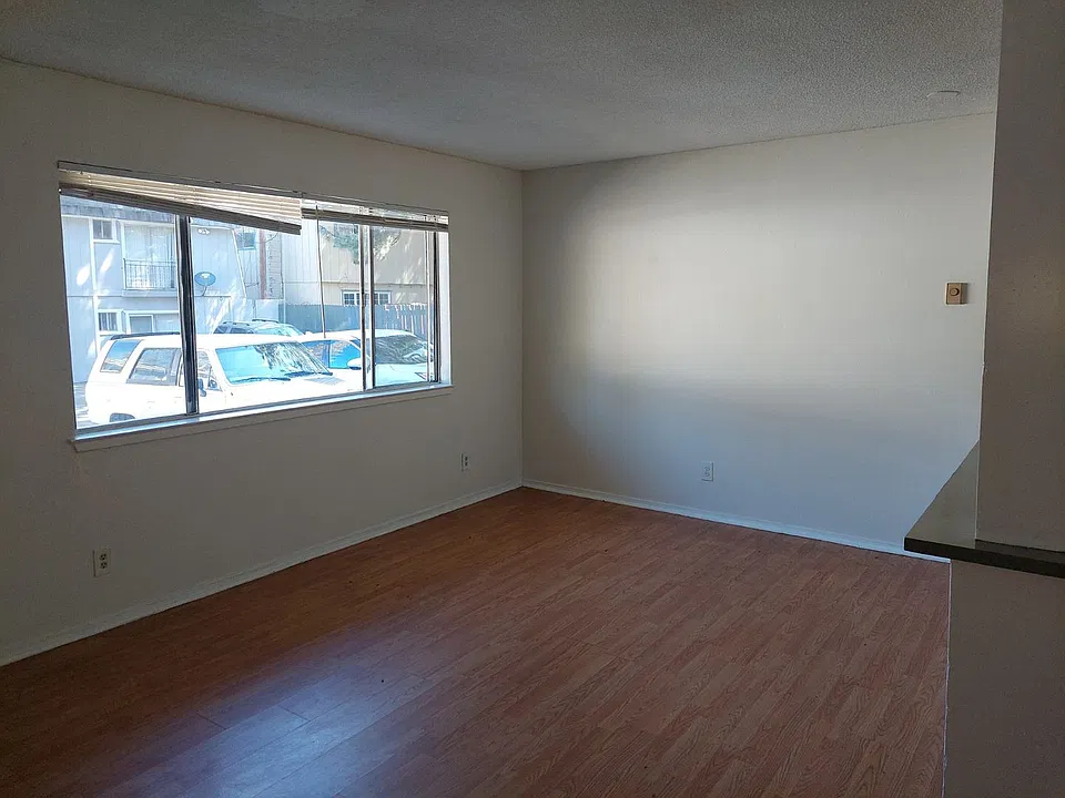 3668 Spruce Ave #&-3665