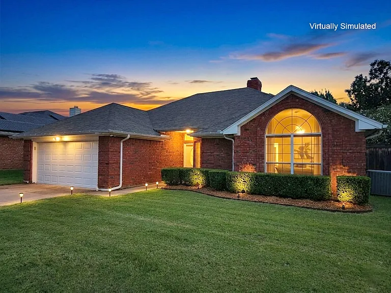 2906 Whetstone Ln — Photo 4