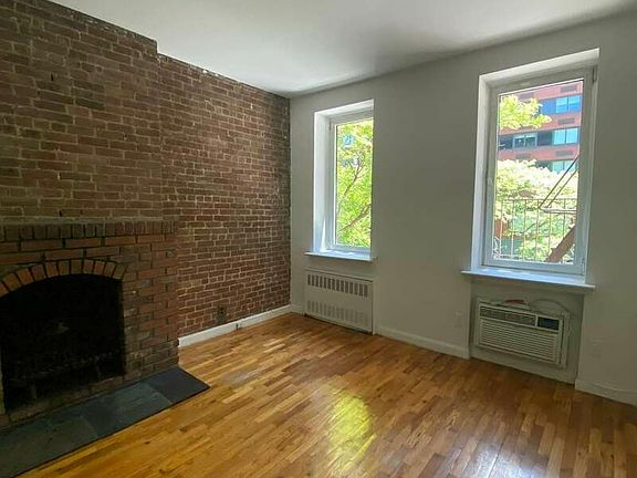 4th image of 443 E 83rd St APT 4C