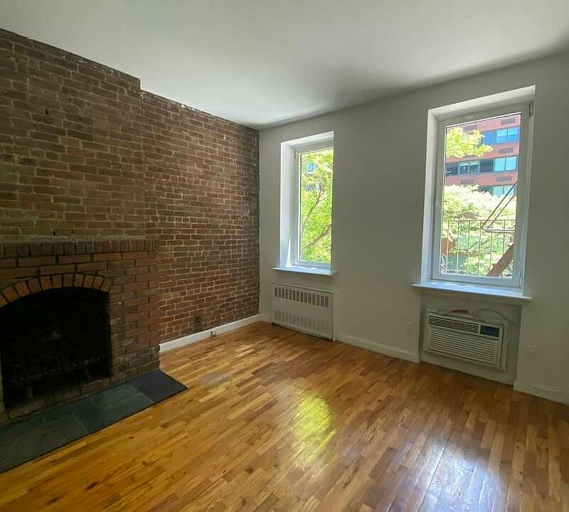 1st image of 189 E 93rd St #C1