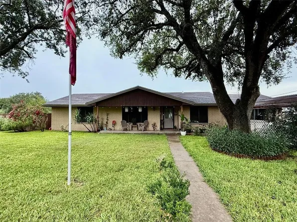 327 Taylor Rd, Falfurrias, TX 78355