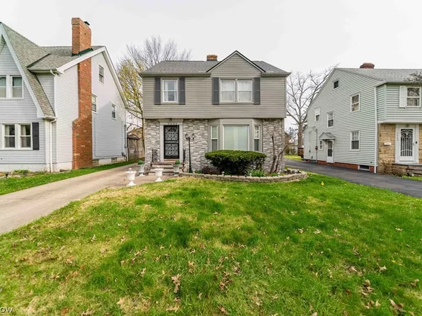 3625 Silsby Rd, University Heights, OH 44118