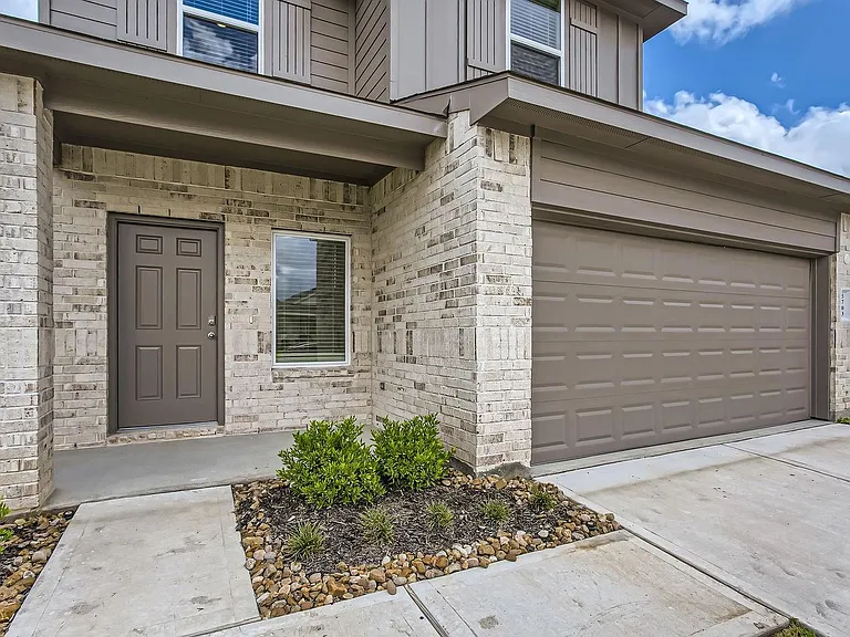 5703 Redstone Gardens Dr — Photo 4