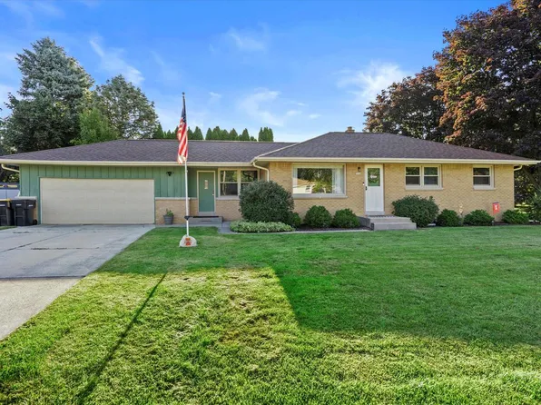 7644 North 48th STREET, Brown Deer, WI 53223