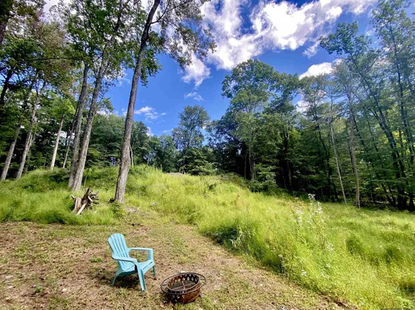 180 Mettacahonts Road, Accord, NY 12404