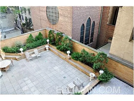 Sold by Douglas Elliman | media 10