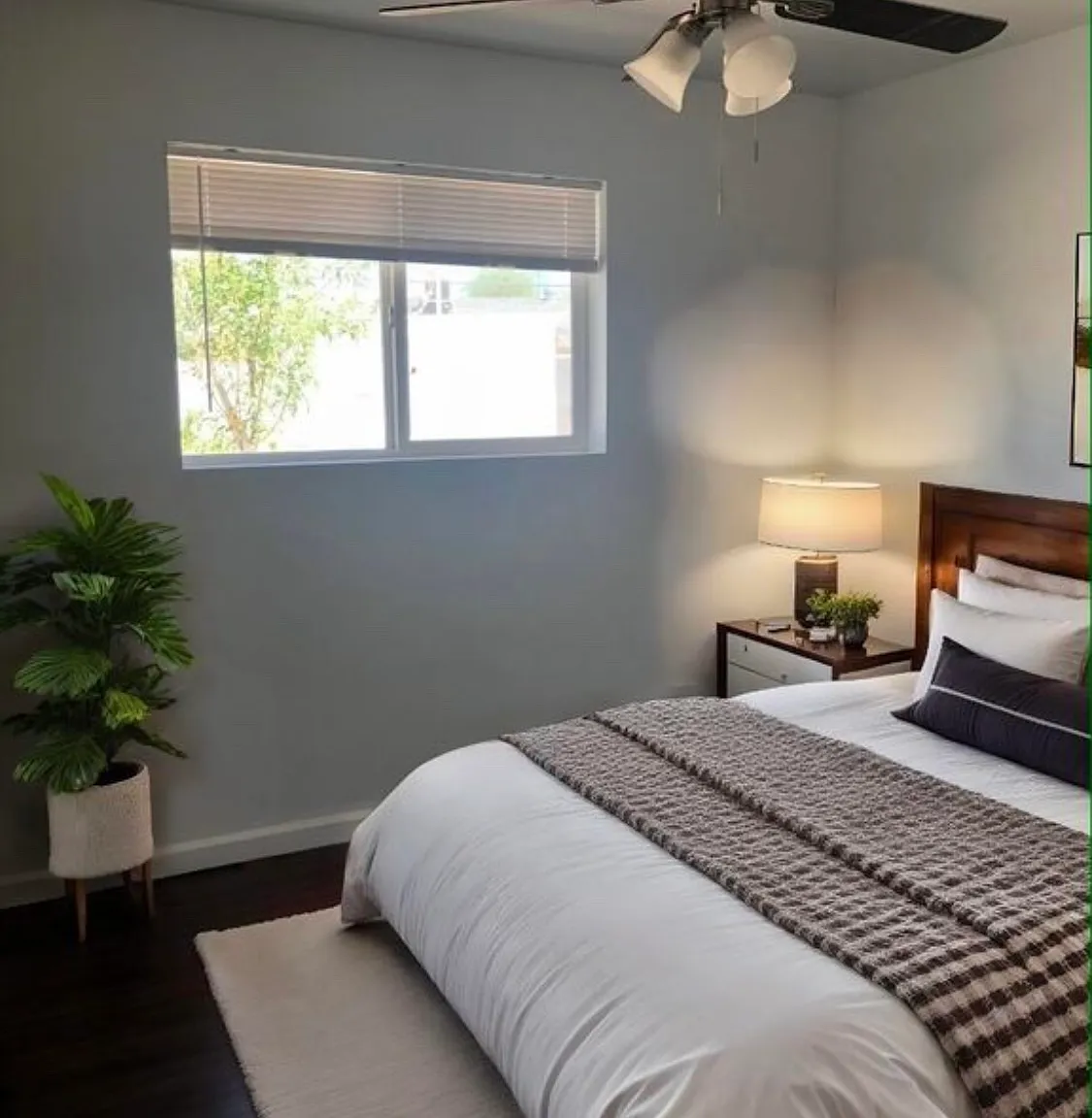 3 bed, 1080 sqft, $2,400 — Photo 4