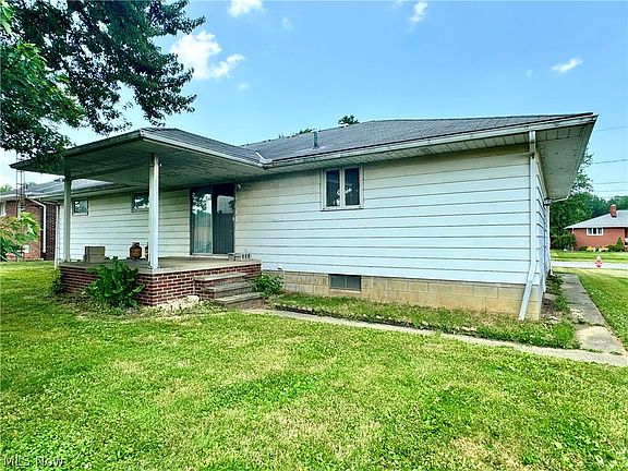 2nd image of 1225 Bell Ave