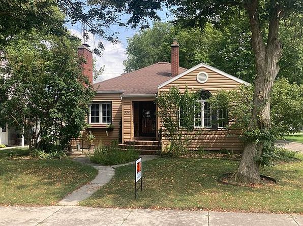 934 Walnut St