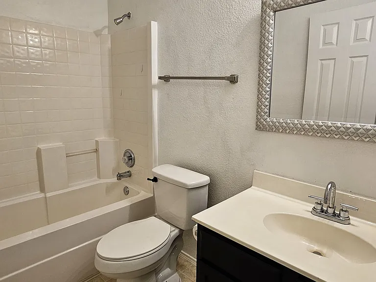 1503 Heather Brook Dr — Photo 8