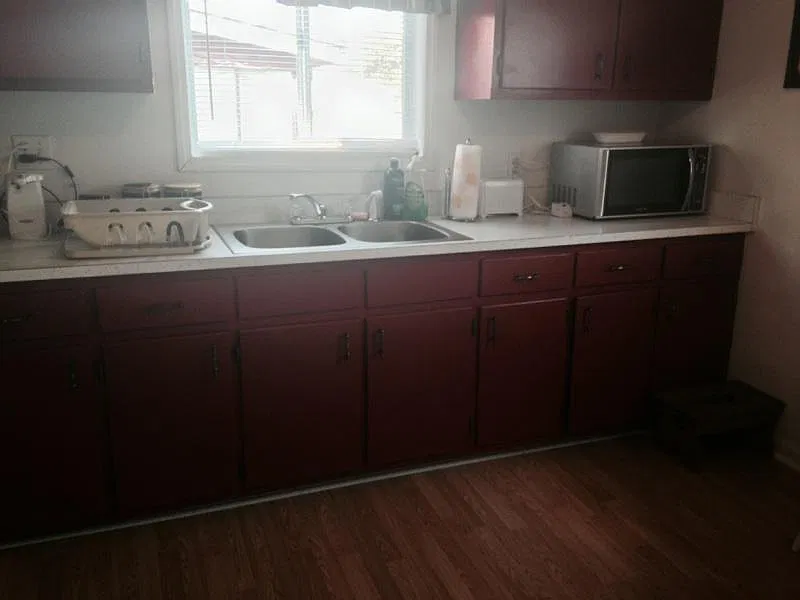 1 bed, 936 sqft, $650 — Photo 3