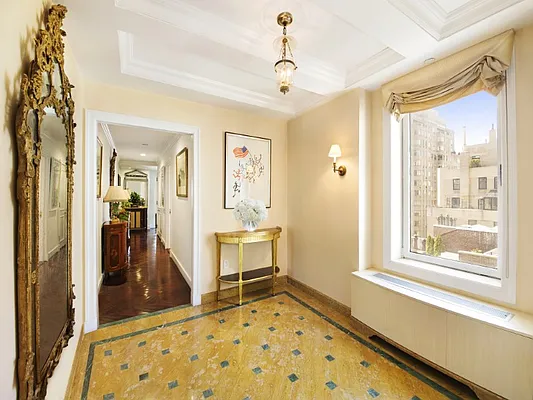 Sold by Sotheby's International Realty | media 3