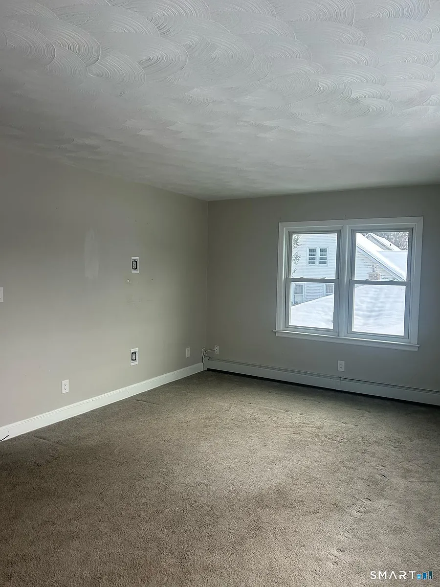 Building Photo - 82 Middlefield Ave #2