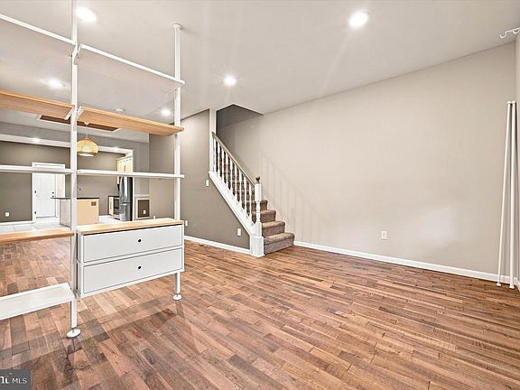 3rd image of 5131 Keyser St