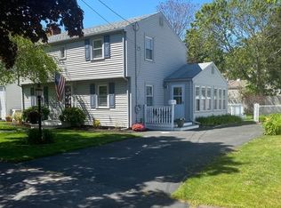 75 Clement Ter, Quincy, MA 02171