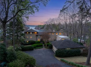 2516 Sugar Valley Rd, Seneca, SC 29672