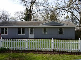 34W789 Clyde Pkwy, St Charles, IL