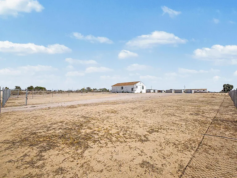 34233 W Sahuaro St — Photo 25