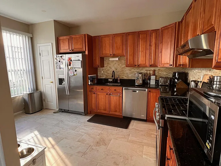 16 Stallion Ct — Photo 10