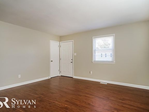3rd image of 332 S 13th Ave