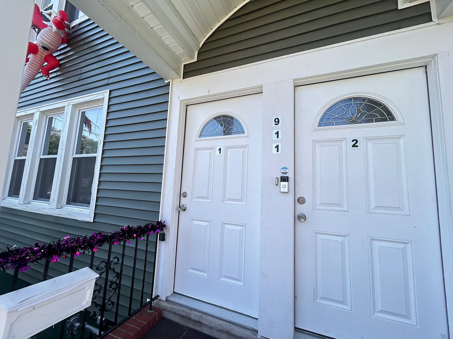 3 bed, 1100 sqft, $2,650 — Photo 2