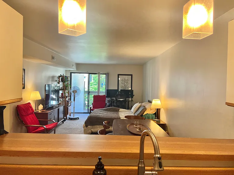 1000 Linden Ave #N303 — Photo 4