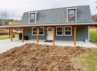 625 Clark Rd, Irvine, KY 40336