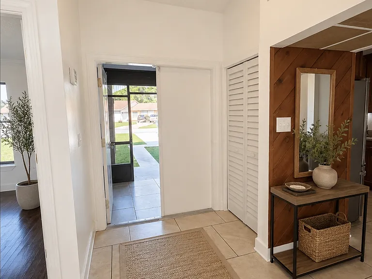 625 Country Club Dr — Photo 8