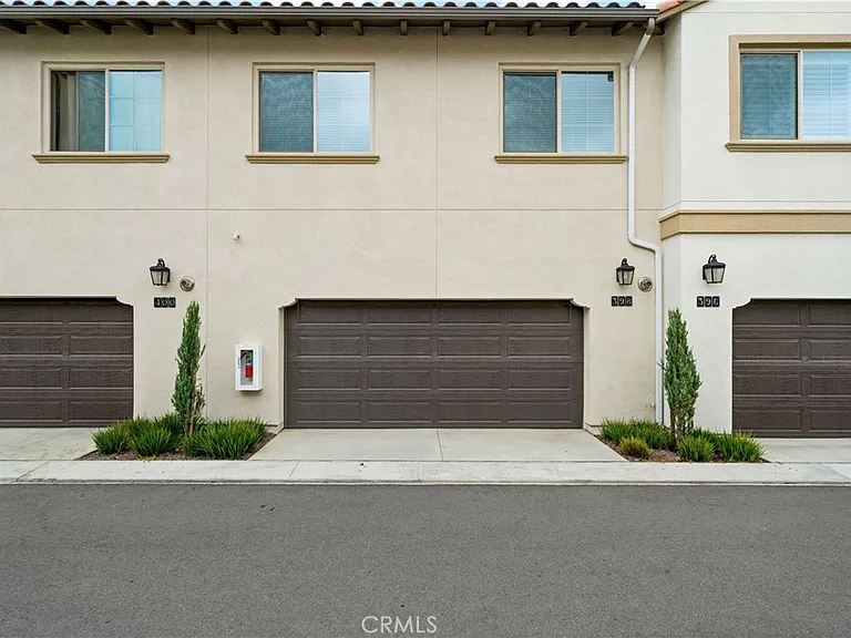 398 Sunrise Ln — Photo 25