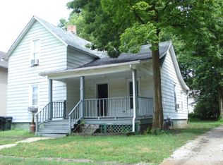 812 W Stoughton St, Urbana, IL 61801